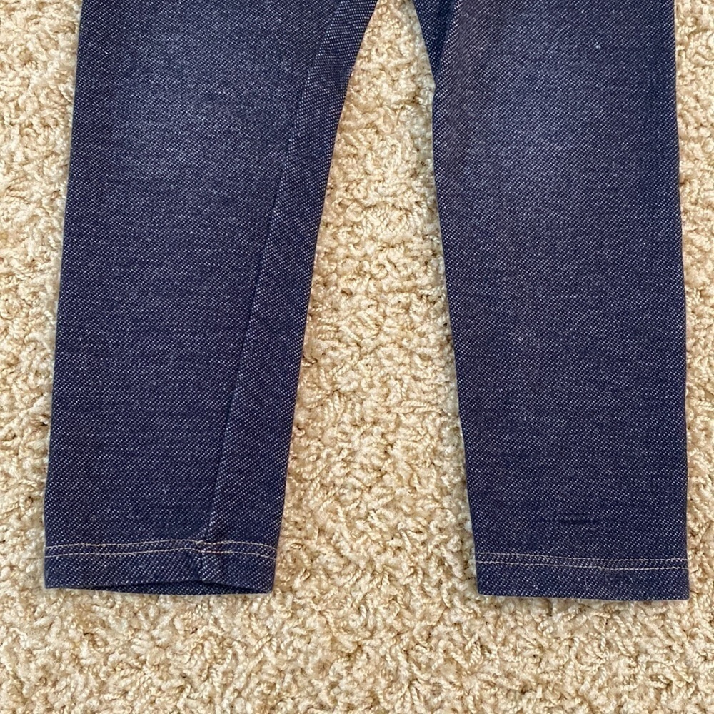Cat & Jack | Sweatshirt & Pants Bundle - Picture 8 of 12